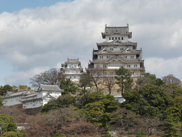 himeji castle.jpg